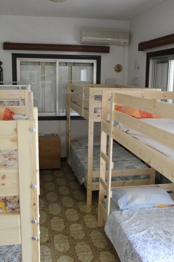 Costas Hostel Action Tseri Экстерьер фото